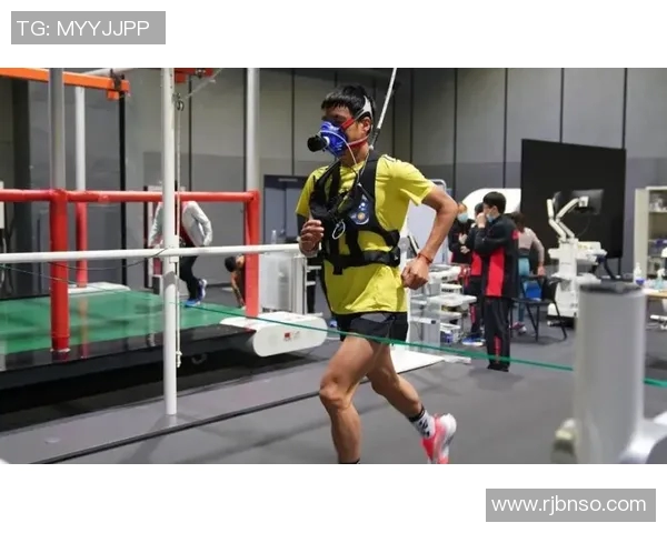 科学化田径教练训练计划助力运动员全面提升竞技水平与体能素质